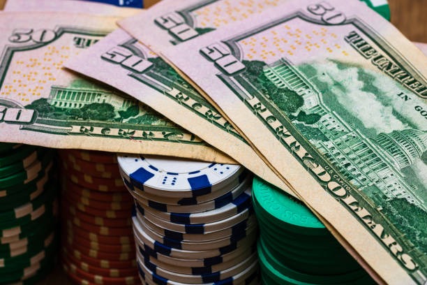 Live Casino table interface showing dealer, cards, and betting area on honda55
